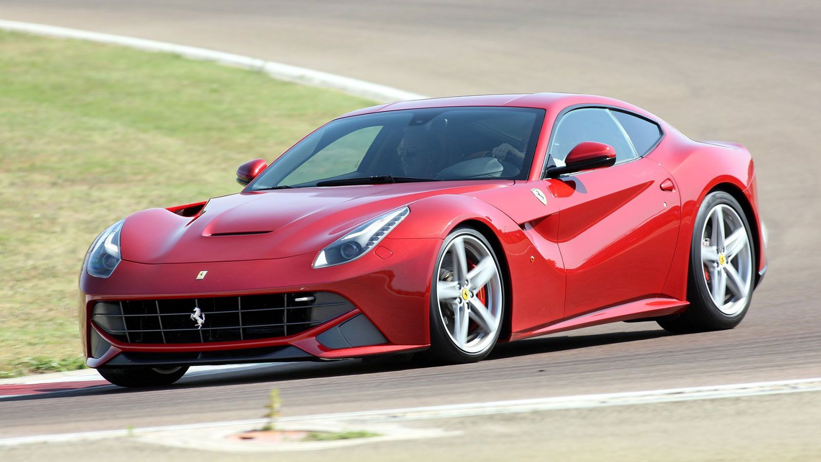 Τελικά ποια Ferrari έχει ο Χουάντσο Ερνανγκόμεθ - Δεν είναι Roma, ούτε 599 GTB