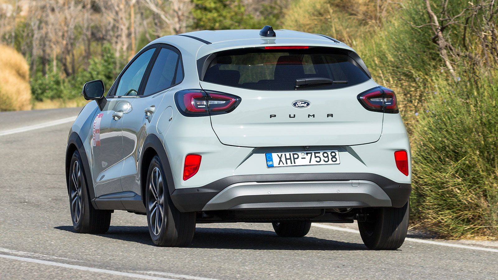 Το Ford Puma προσφέρεται στη νέα ελκυστική τιμή των 22.550 ευρώ και αποκτά έτσι ένα ακόμα ανταγωνιστικό πλεονέκτημα, ενώ ενισχύει και τον value for mo