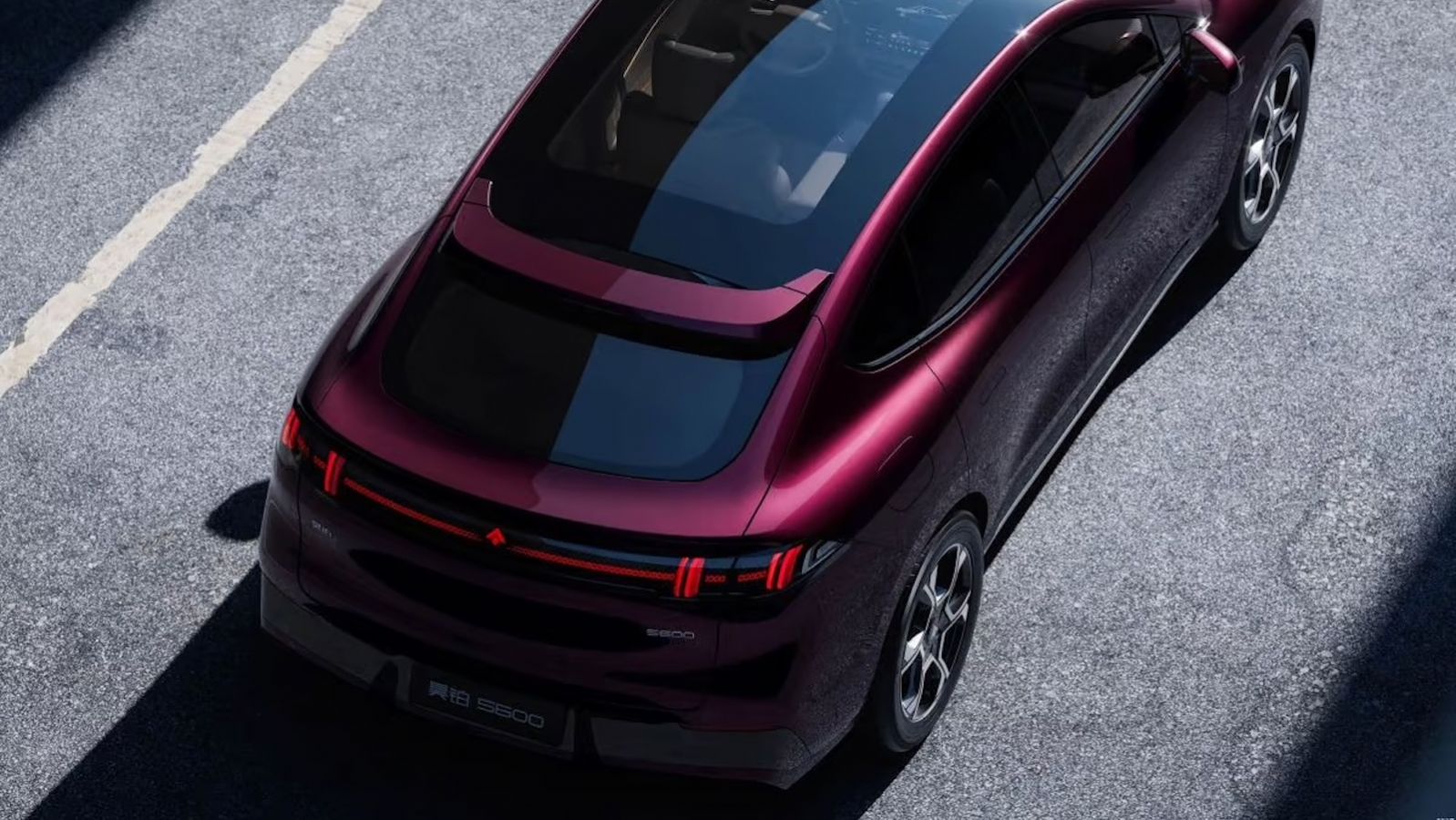 GAC HYPTEC S600: Έκανε 341 χλμ με 165 χλμ./ώρα και... φόρτισε την μπαταρία του!