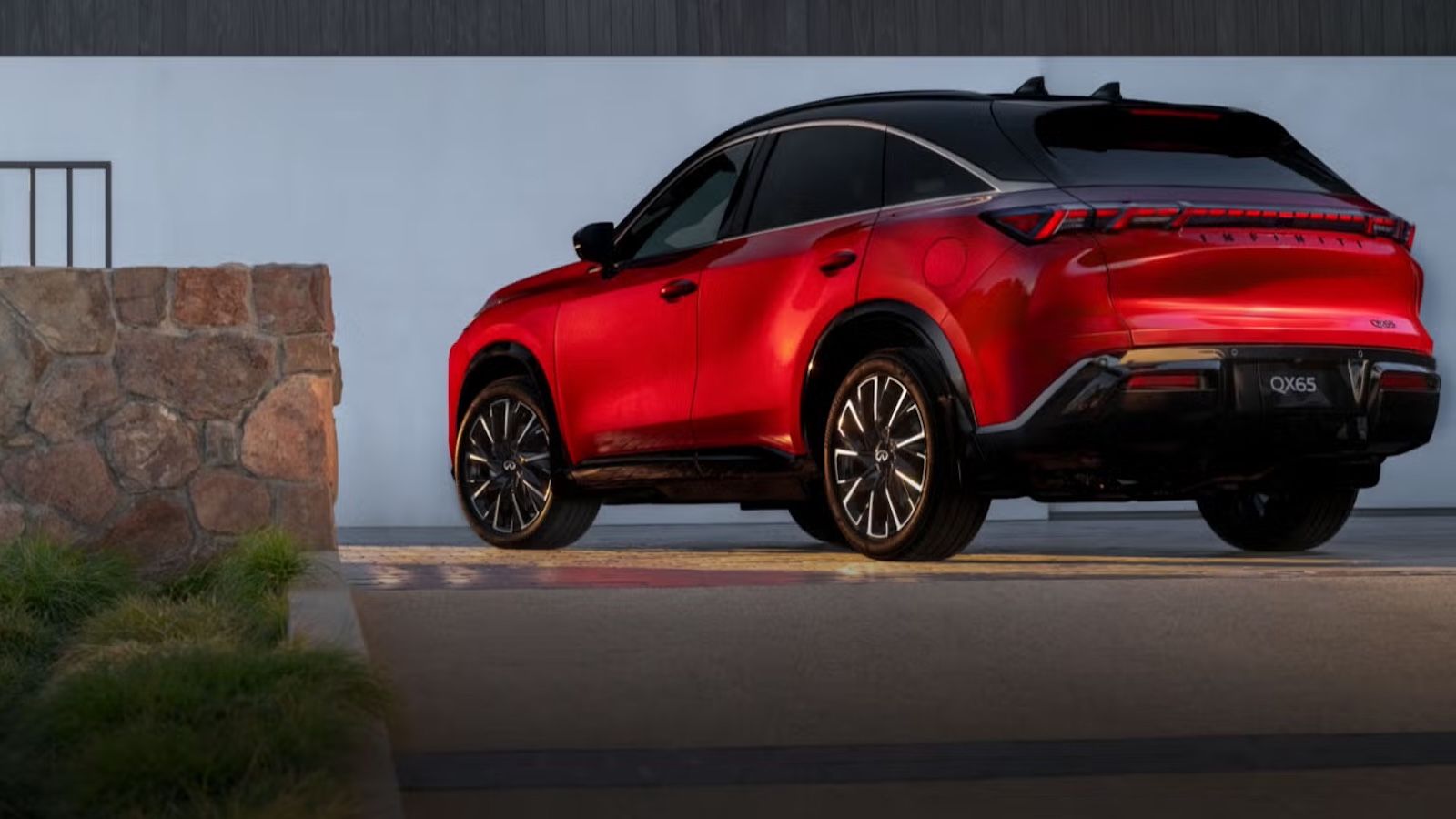 Η Infiniti επιστρέφει με 4 νέα μοντέλα για την αναγέννηση της 