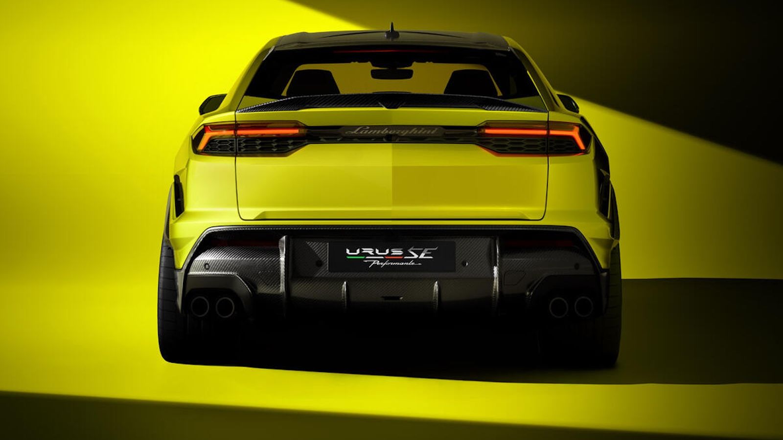 Η Lamborghini Urus SE Performante είναι το πιο ισχυρό SUV της μάρκας