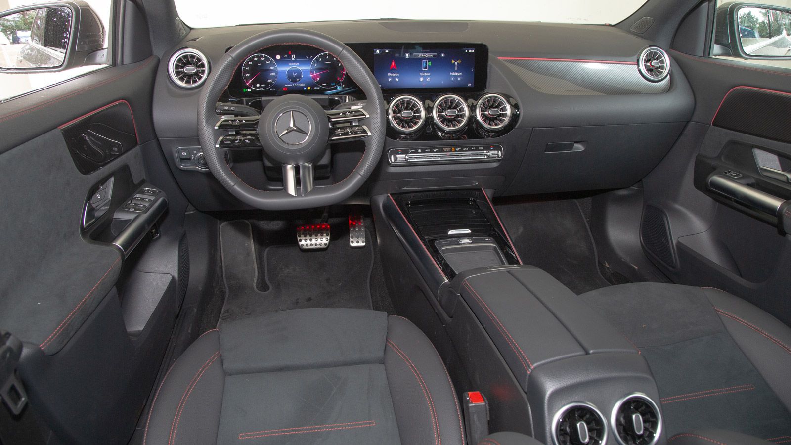 Mercedes GLA 200 mHEV με 163+13 άλογα - Πού ξεχωρίζει & πόσο καλή είναι;