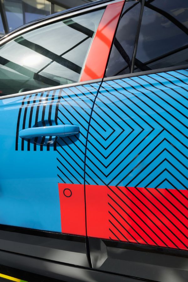 Το νέο Nissan Micra γίνεται «κινούμενο έργο τέχνης» 