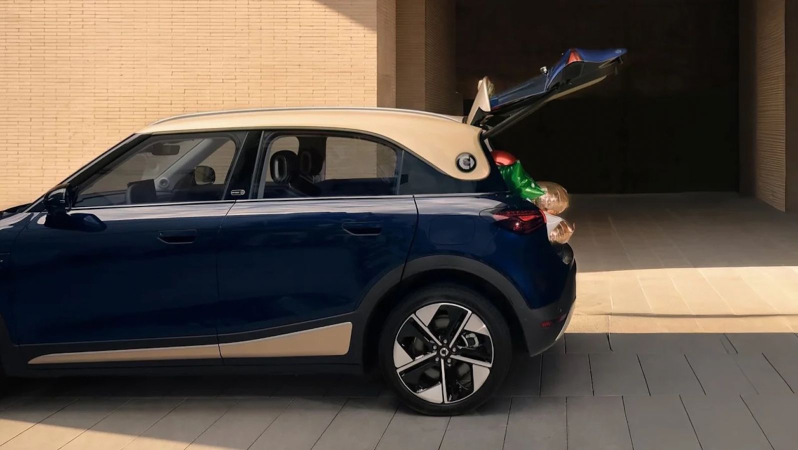 Νέο Smart #1: Αρχιτεκτονική 800V, κινητήρας 329 ίππων και φόρτιση σε 12 λεπτά