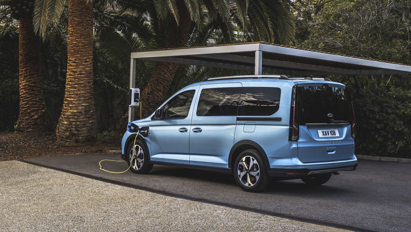 Νέο Ford Tourneo Connect: Οι εκδόσεις, και οι τιμές στην Ελλάδα