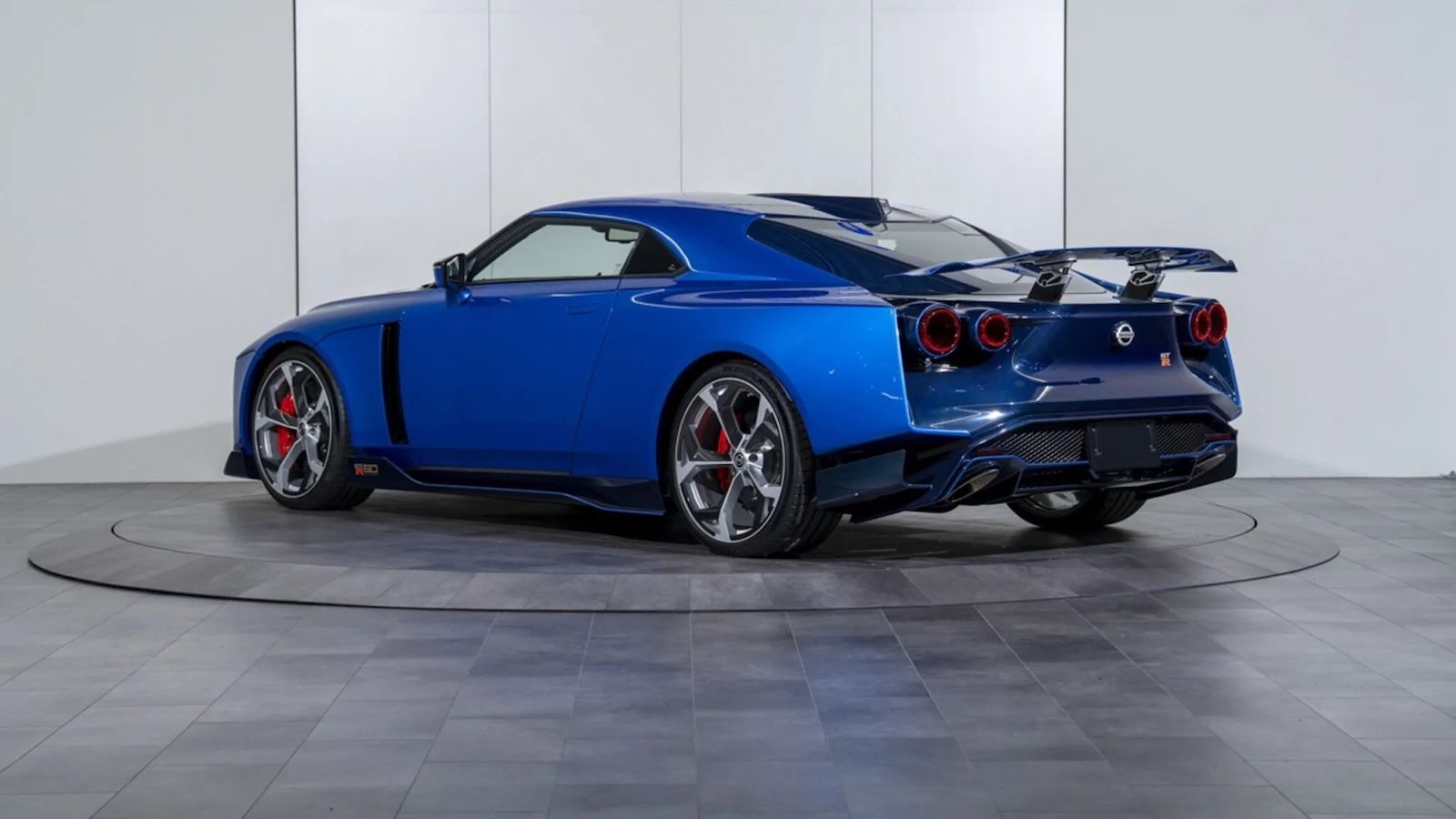 Όλα ξεκίνησαν το 2018, όταν η Nissan και η Italdesign αποφάσισαν να ενώσουν τις δυνάμεις τους για να γιορτάσουν ένα διπλό ορόσημο, τα 50ά γενέθλια της