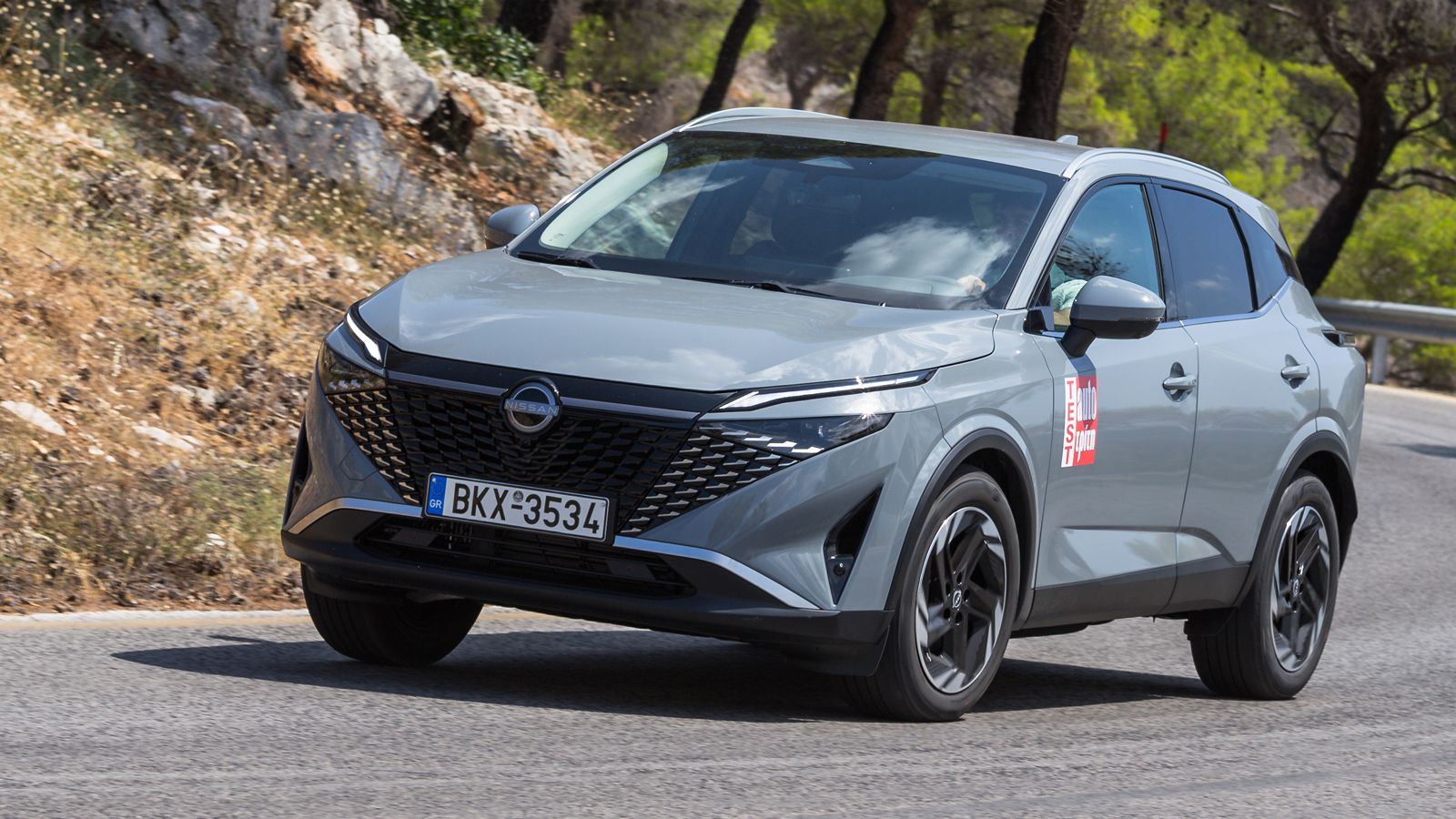 To Nissan Qashqai είναι από τα πιο ήσυχα στο ταξίδι, σύμφωνα με τις μετρήσεις μας, σημαντικός παράγοντας κόπωσης σε μια μεγάλη διαδρομή.