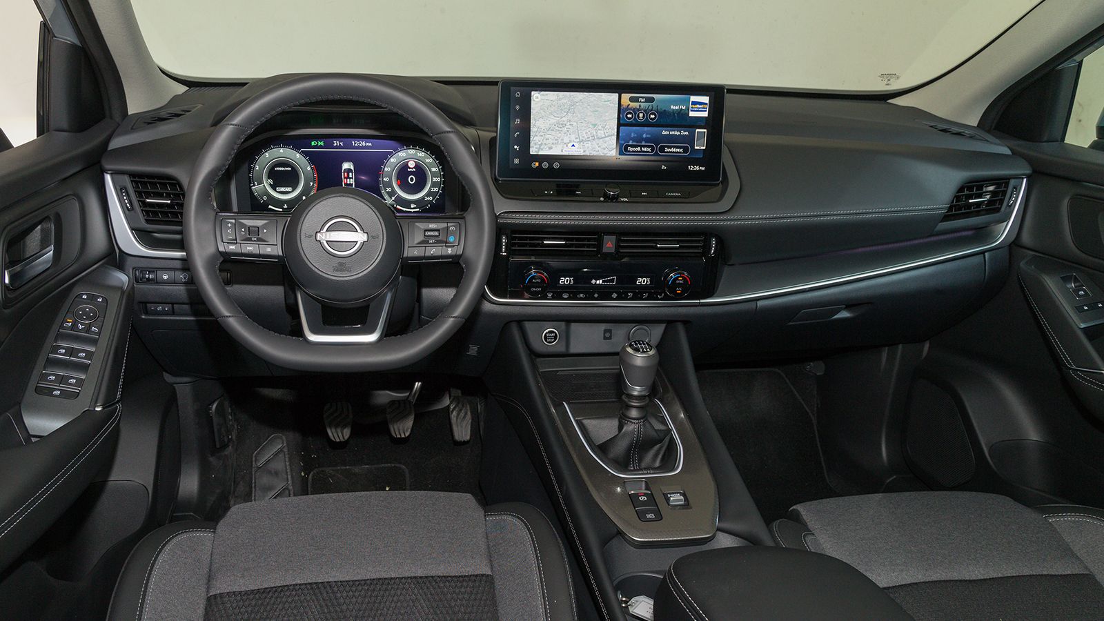 To Nissan Qashqai είναι ένα από τα καλύτερα ποιοτικά αυτοκίνητα στην κατηγορία των οικογενειακών SUV, ενώ υπάρχουν και πολλά στοιχεία σε εικόνα, εξοπλ