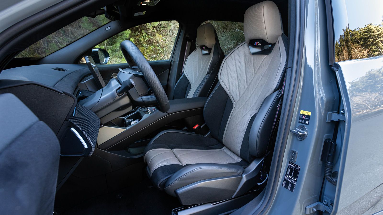 Οδηγούμε BMW iX3 50 xDrive -Premium ηλεκτρικό SUV με σπορ διαθέσεις
