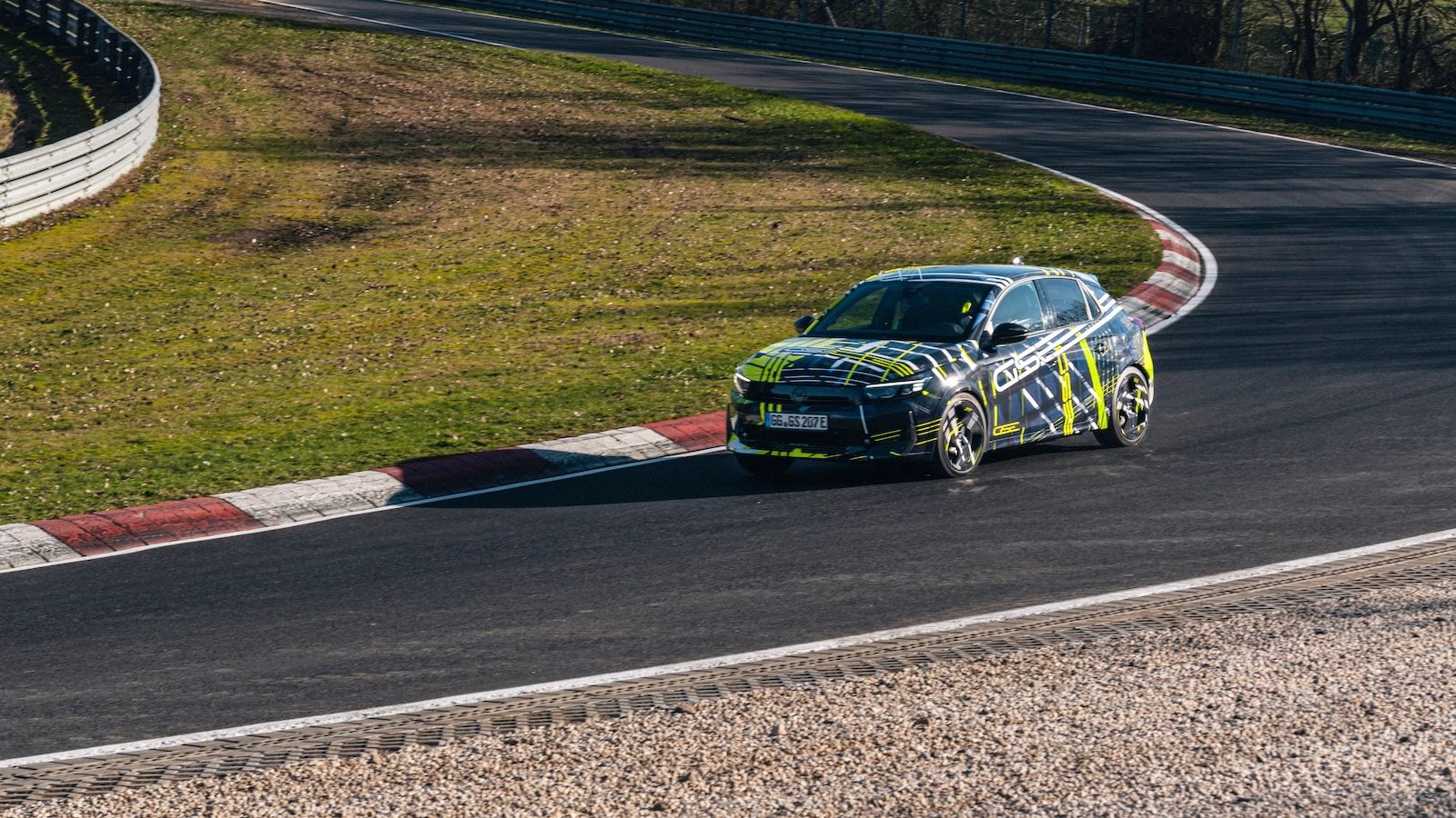Το Opel Corsa GSE ολοκληρώνει τον κύκλο δοκιμών του στο Nürburgring