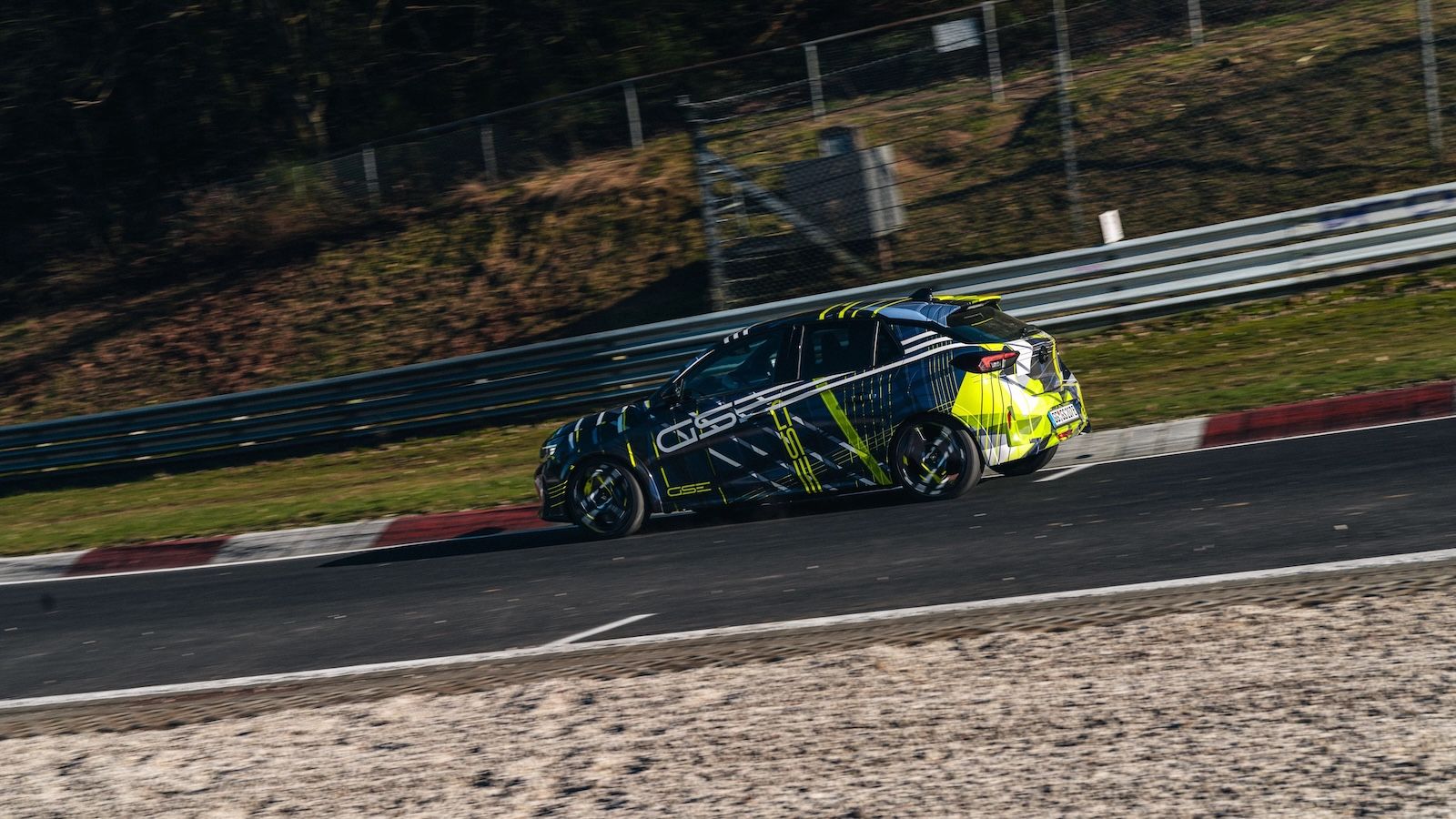 Το Opel Corsa GSE ολοκληρώνει τον κύκλο δοκιμών του στο Nürburgring