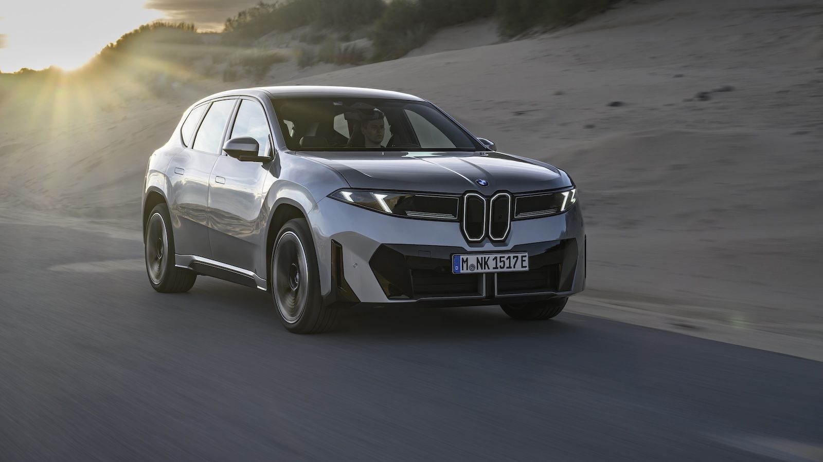 BMW 2026: Aυξημένη αυτονομία σε iX1 και iX2, ταχύτερη φόρτιση για iX3, προετοιμασία M5 και XM για Euro 7