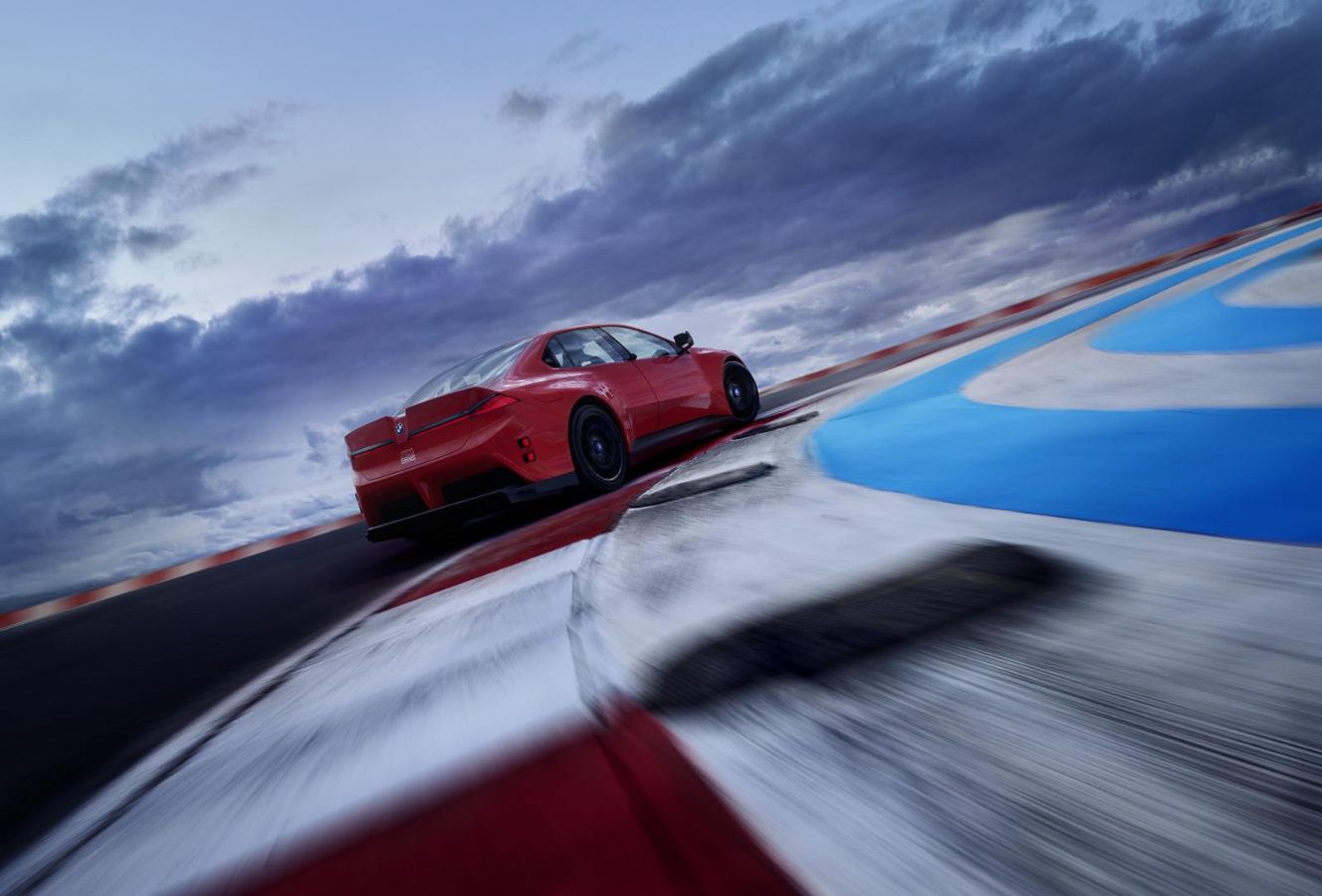 Αποκάλυψη στο Le Mans: Αυτή είναι η επόμενη ηλεκτρική BMW M με 4 μοτέρ!