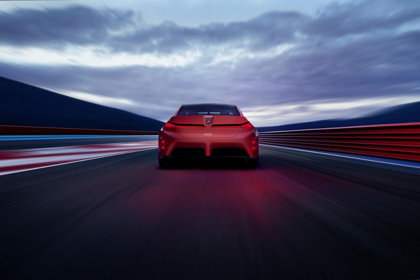 Αποκάλυψη στο Le Mans: Αυτή είναι η επόμενη ηλεκτρική BMW M με 4 μοτέρ!