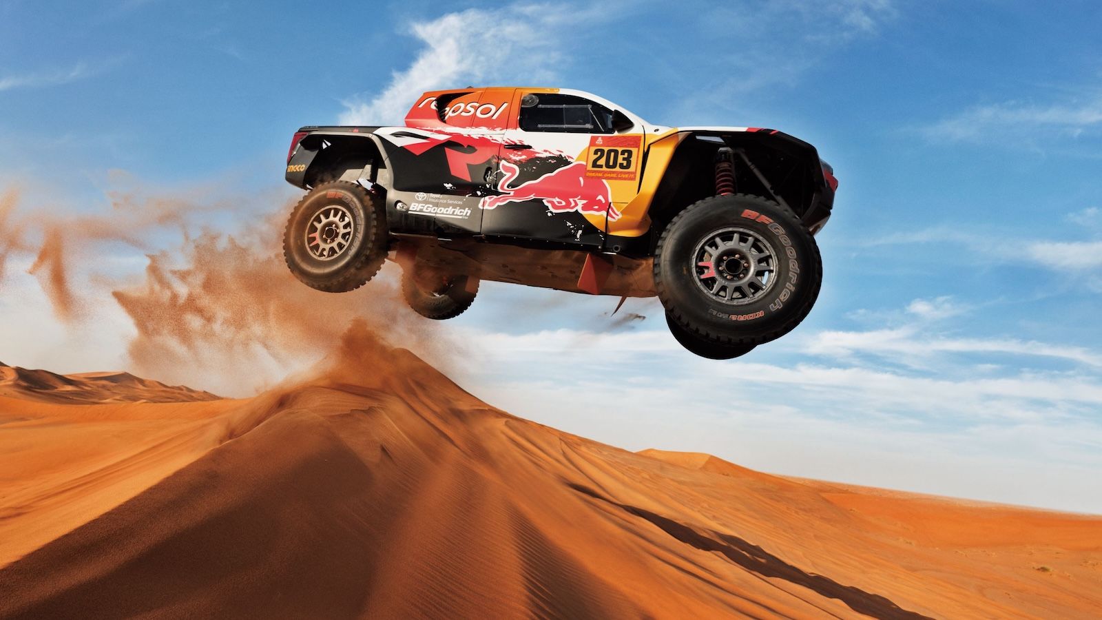 ·	DKR GR Hilux