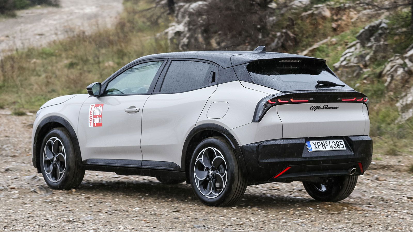 Δοκίμασα την 4κίνητη Alfa Romeo Junior και πήγα στα βουνά & στα χιόνια