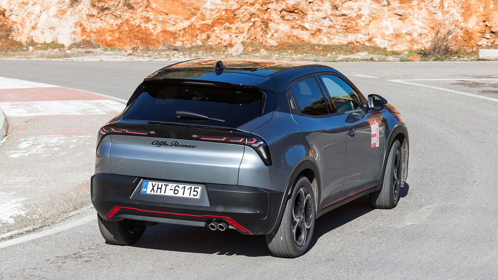Η Alfa Romeo Junior εκτός από την κορυφαία επίδοση στο elk test βρίσκεται και στο TOP 5 των μικρών SUV σε κατανάλωση στην πόλη με 6,5 λτ./100 χλμ..