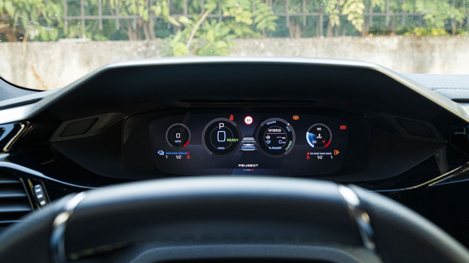 Peugeot 408 Plug-in: +15 άλογα, 75 χλμ. «τσάμπα» και μετά 5,5 λτ.