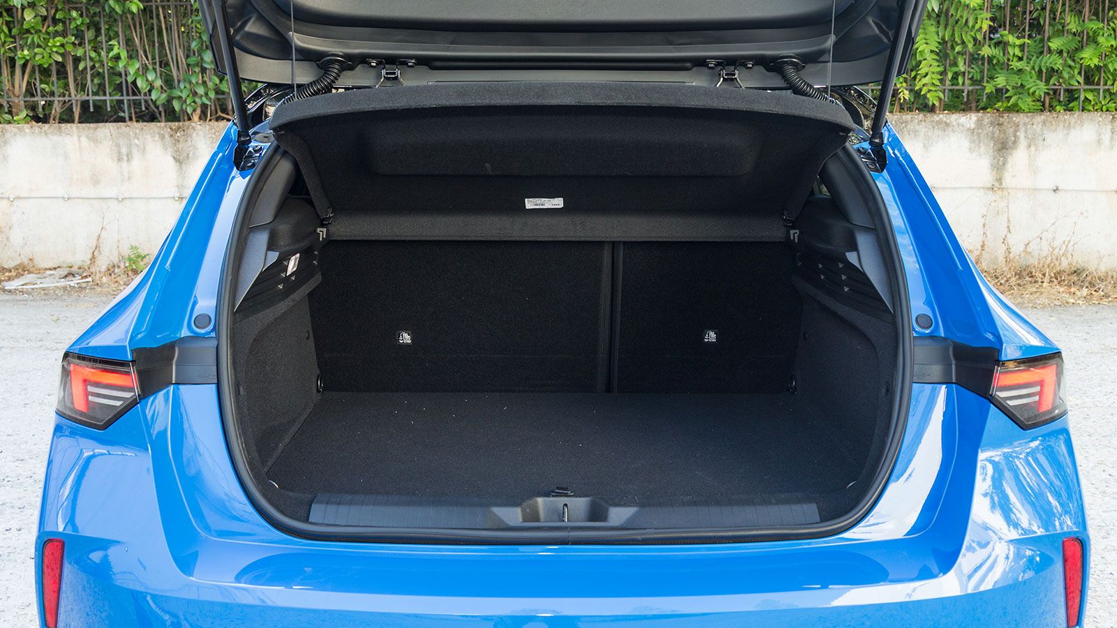 Δοκιμή Opel Astra Plug-in hybrid με 195 άλογα 