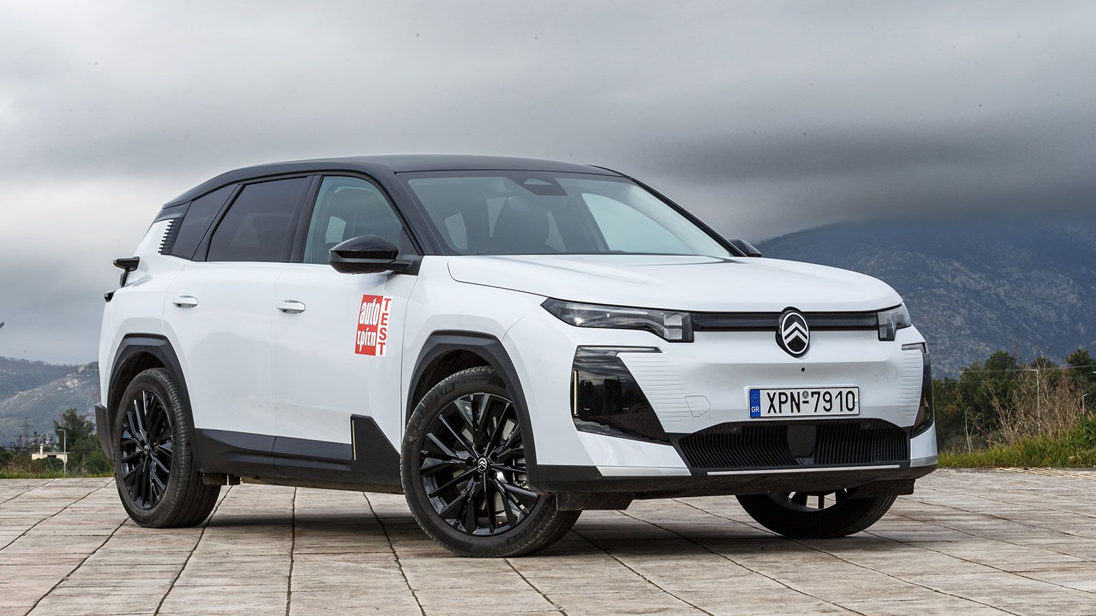 Δοκιμάζουμε το ηλεκτρικό Citroen e-C5 Aircross των 213 ίππων