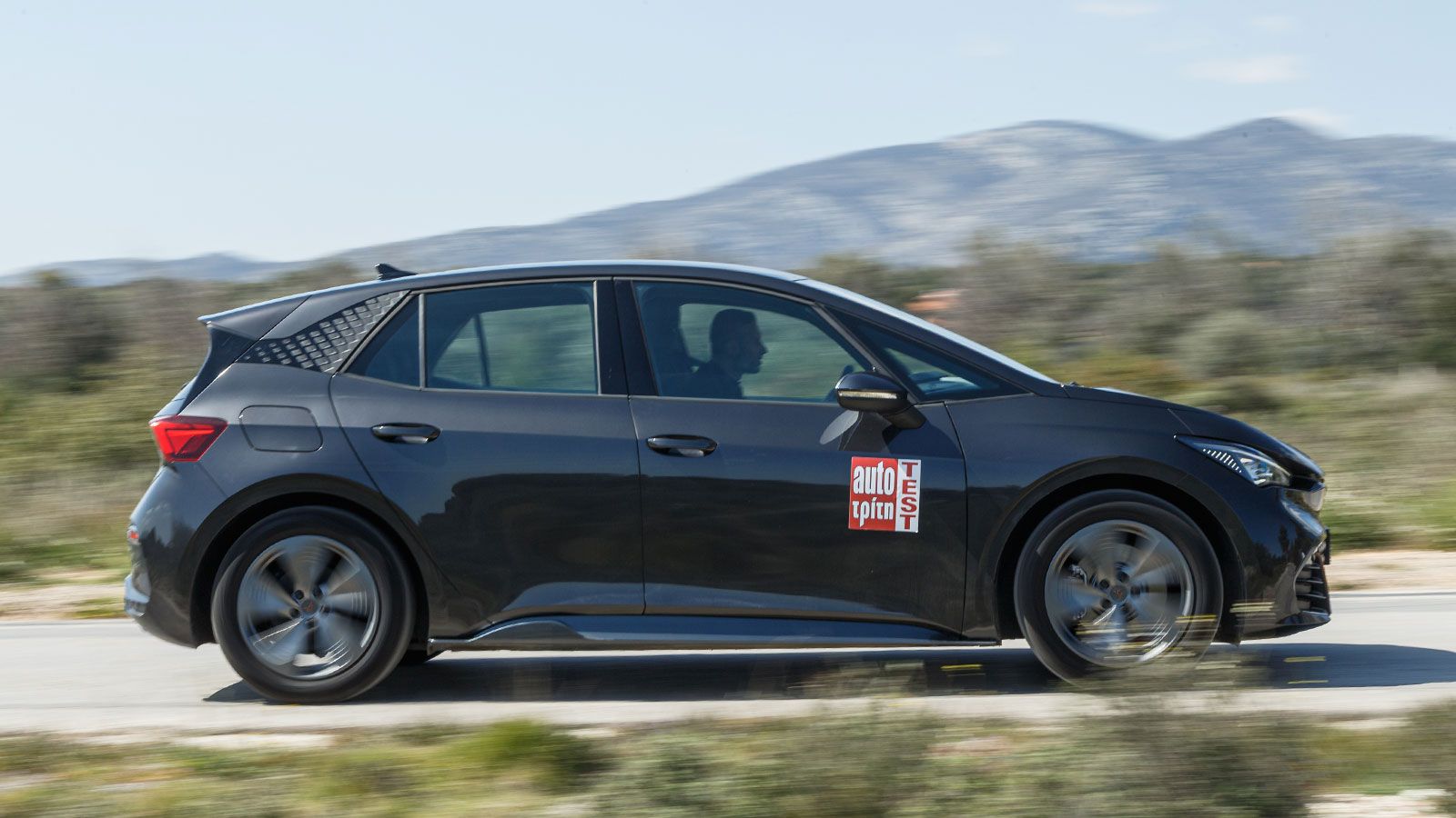 Δοκιμή CUPRA Born 2026 με 204 PS: Τι άλλαξε και πόσο καλύτερο είναι; 