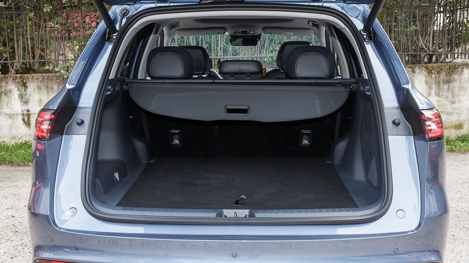 Δοκιμάζουμε το Plug-in υβριδικό Geely Starray EM-i