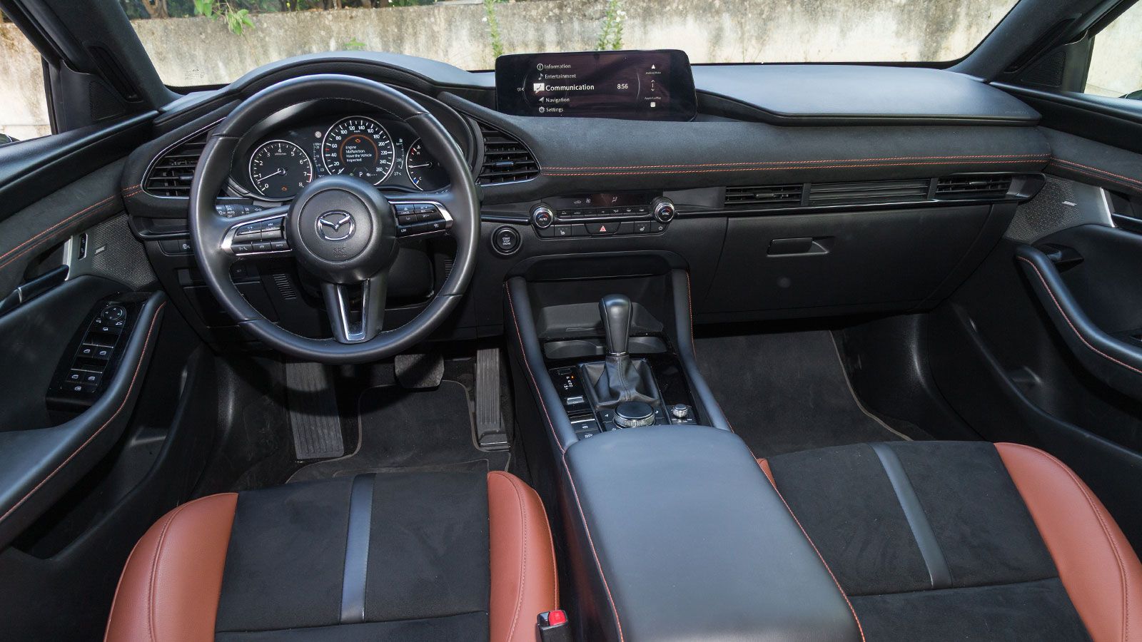 Mazda3 e-Skyactiv X 186 PS: Το βενζινοκίνητο που δουλεύει σαν diesel 