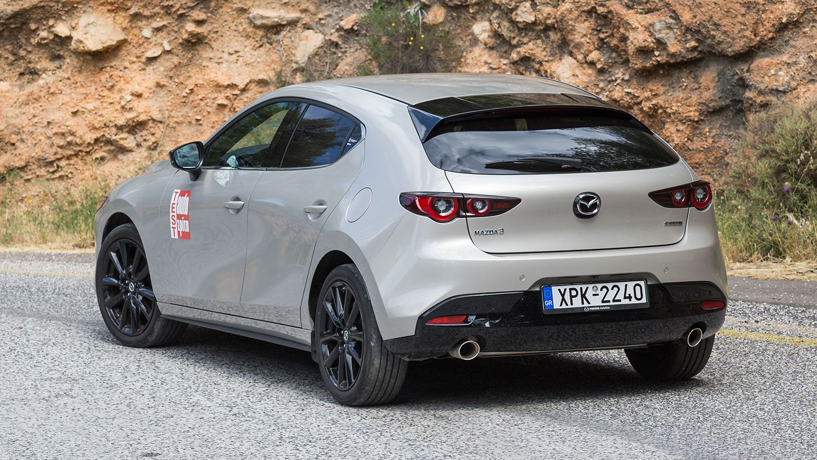 Mazda3 e-Skyactiv X 186 PS: Το βενζινοκίνητο που δουλεύει σαν diesel 