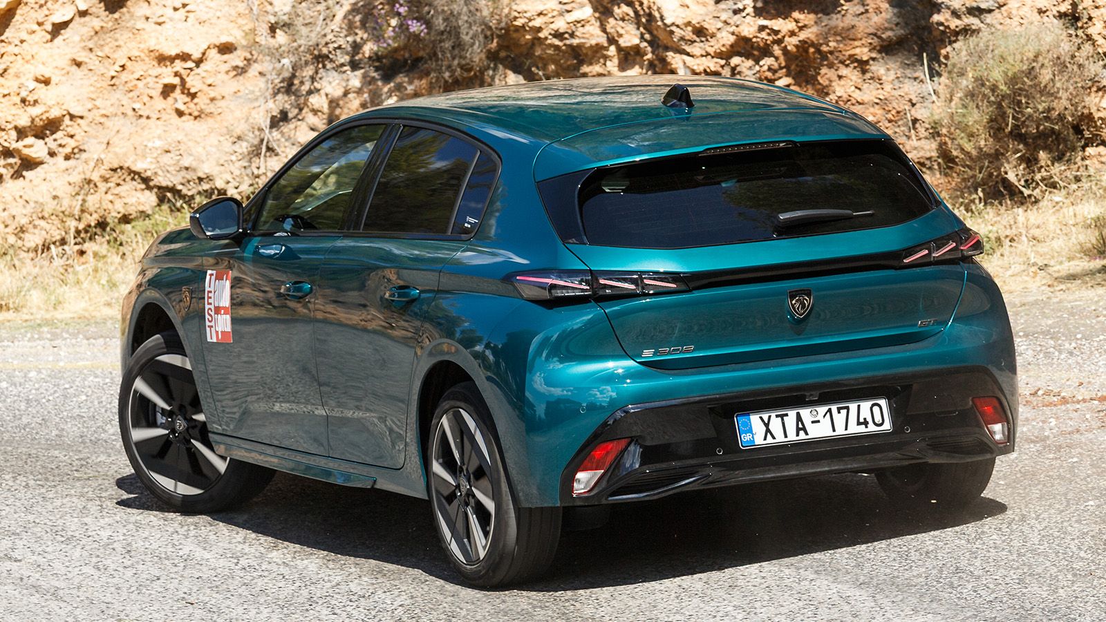 Δοκιμάζουμε το ανανεωμένο Peugeot e-308 των 156 ίππων με την μπαταρία των 58 kWh