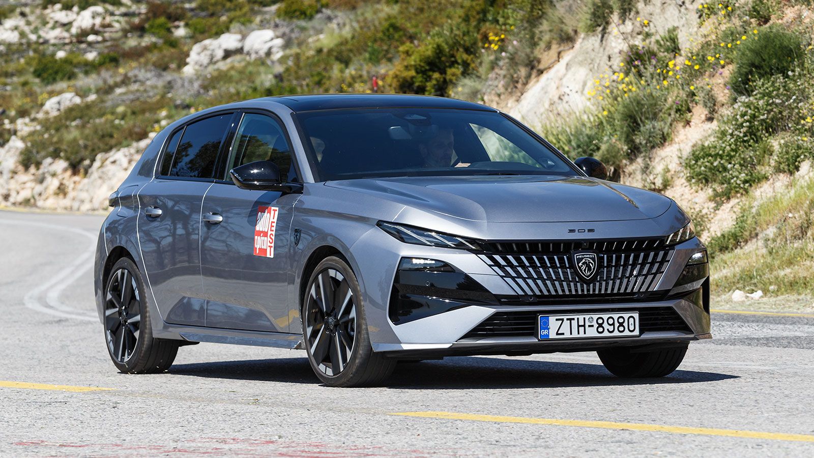 Δοκιμάζουμε το ανανεωμένο Peugeot 308 Hybrid με 145 άλογα