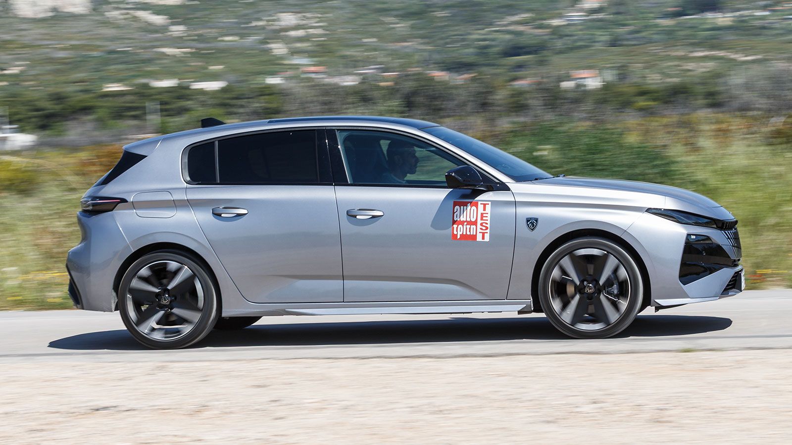 Δοκιμάζουμε το ανανεωμένο Peugeot 308 Hybrid με 145 άλογα