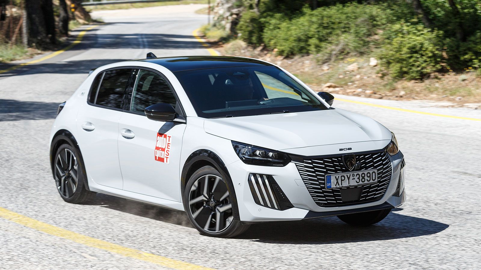 Δοκιμάζουμε το αναβαθμισμένο ηλεκτρικό Peugeot e-208 των 156 ίππων