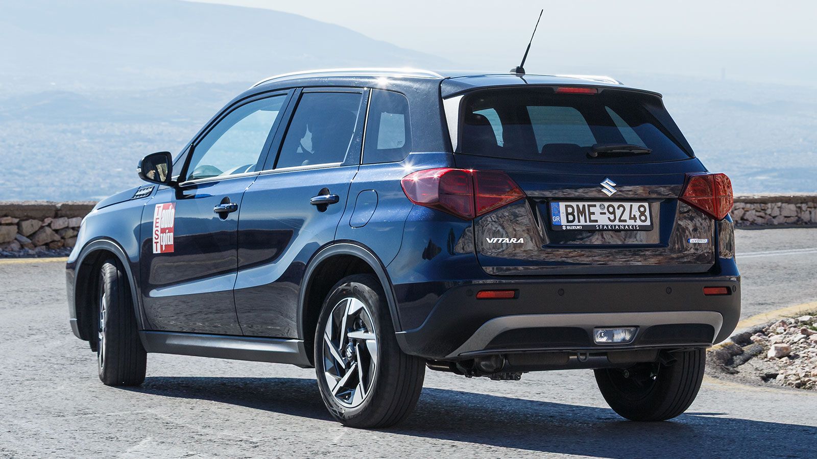 Στην άσφαλτο το Vitara δίνει προτεραιότητα στην άνεση.