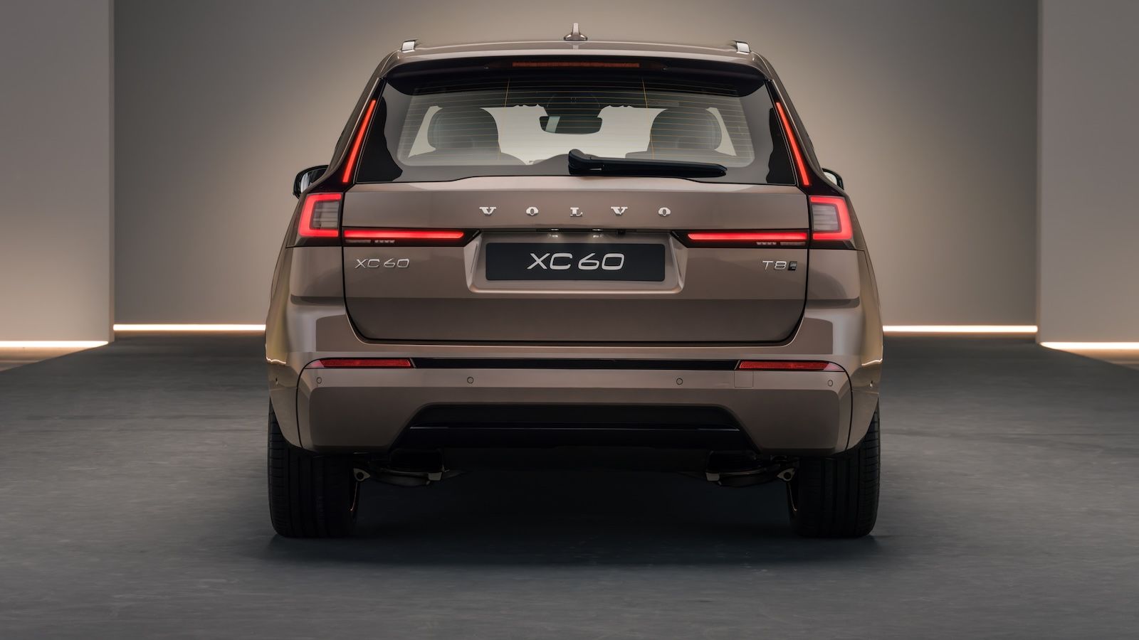 Volvo XC60 & XC90: Νέα Plug-in υβριδικά με μπαταρία μικρού ηλεκτρικού