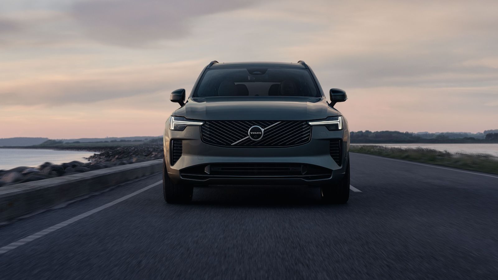 Volvo XC60 & XC90: Νέα Plug-in υβριδικά με μπαταρία μικρού ηλεκτρικού