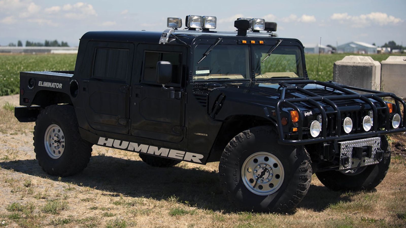 Στο «σφυρί» ξανά το Hummer H1 του Tupac: το τελευταίο όχημα που αγόρασε πριν τον θάνατό του