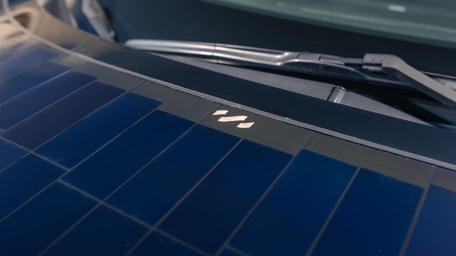 solar-powered Ariya concept

