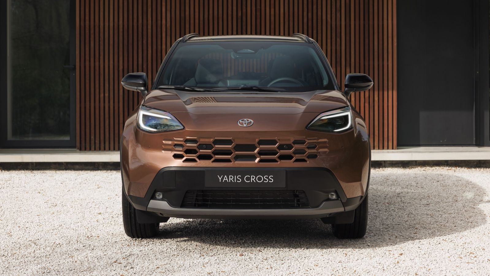 Toyota Yaris Cross 2026: Ο «βασιλιάς» των B-SUV ανανεώθηκε 