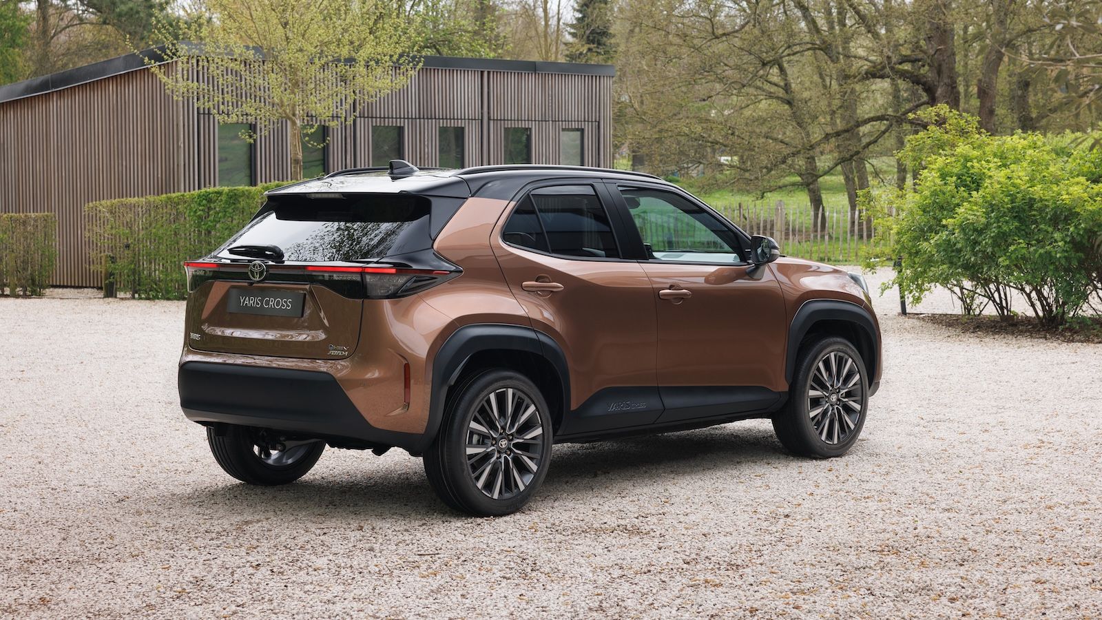 Toyota Yaris Cross 2026: Ο «βασιλιάς» των B-SUV ανανεώθηκε 