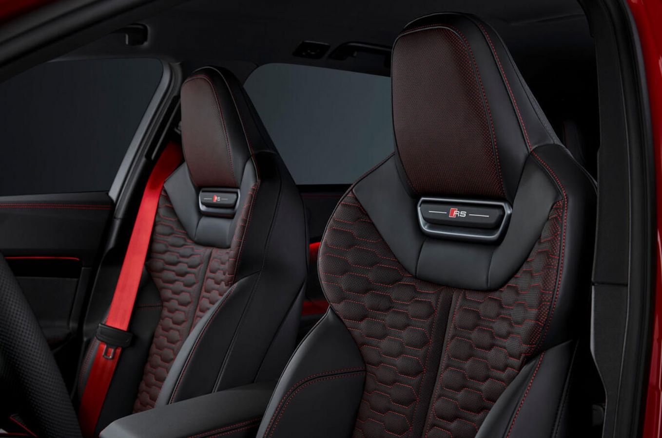 Το Audi RS 5 περνά στην εποχή των PHEV με 639 ίππους