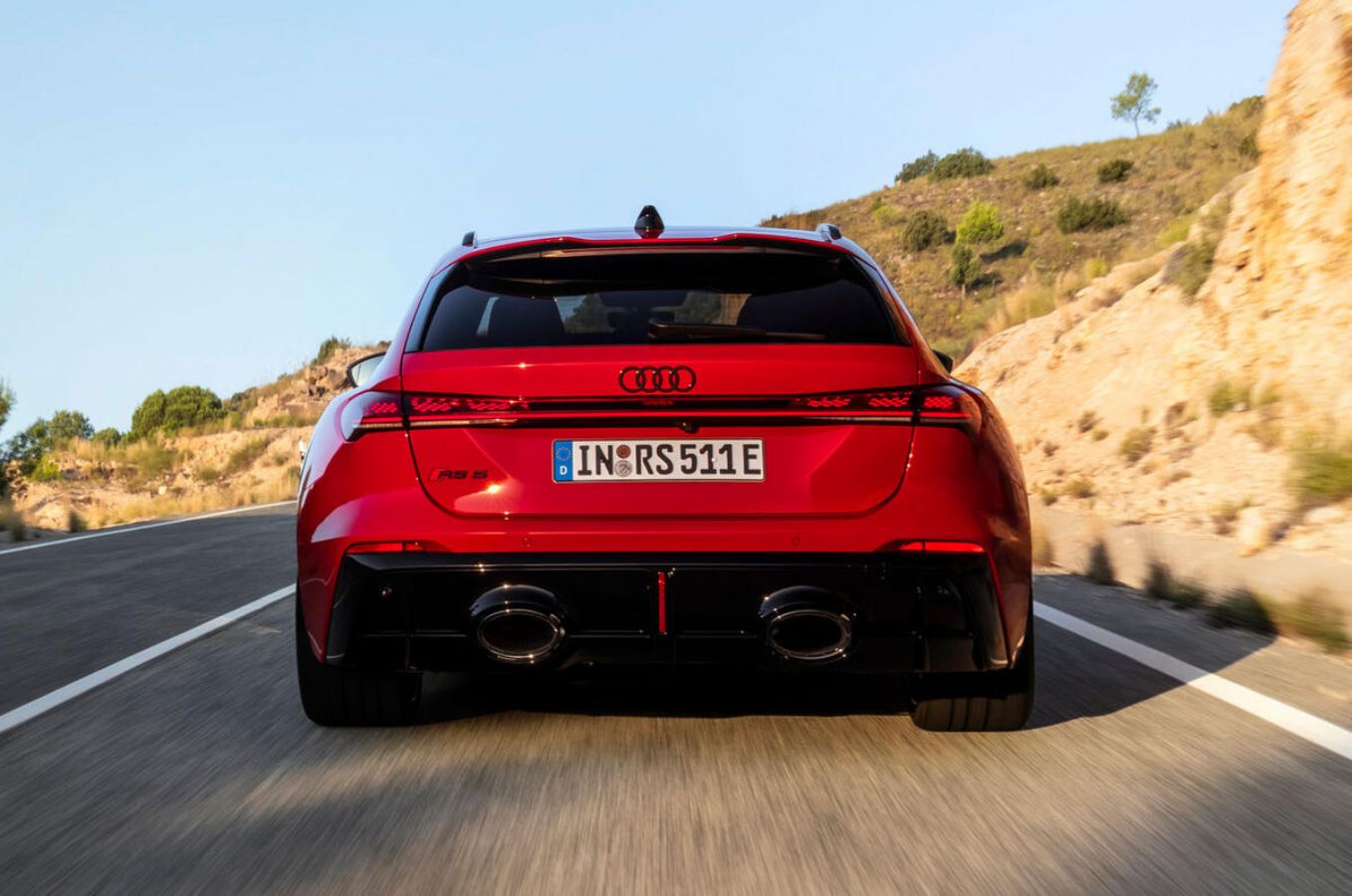 Το Audi RS 5 περνά στην εποχή των PHEV με 639 ίππους