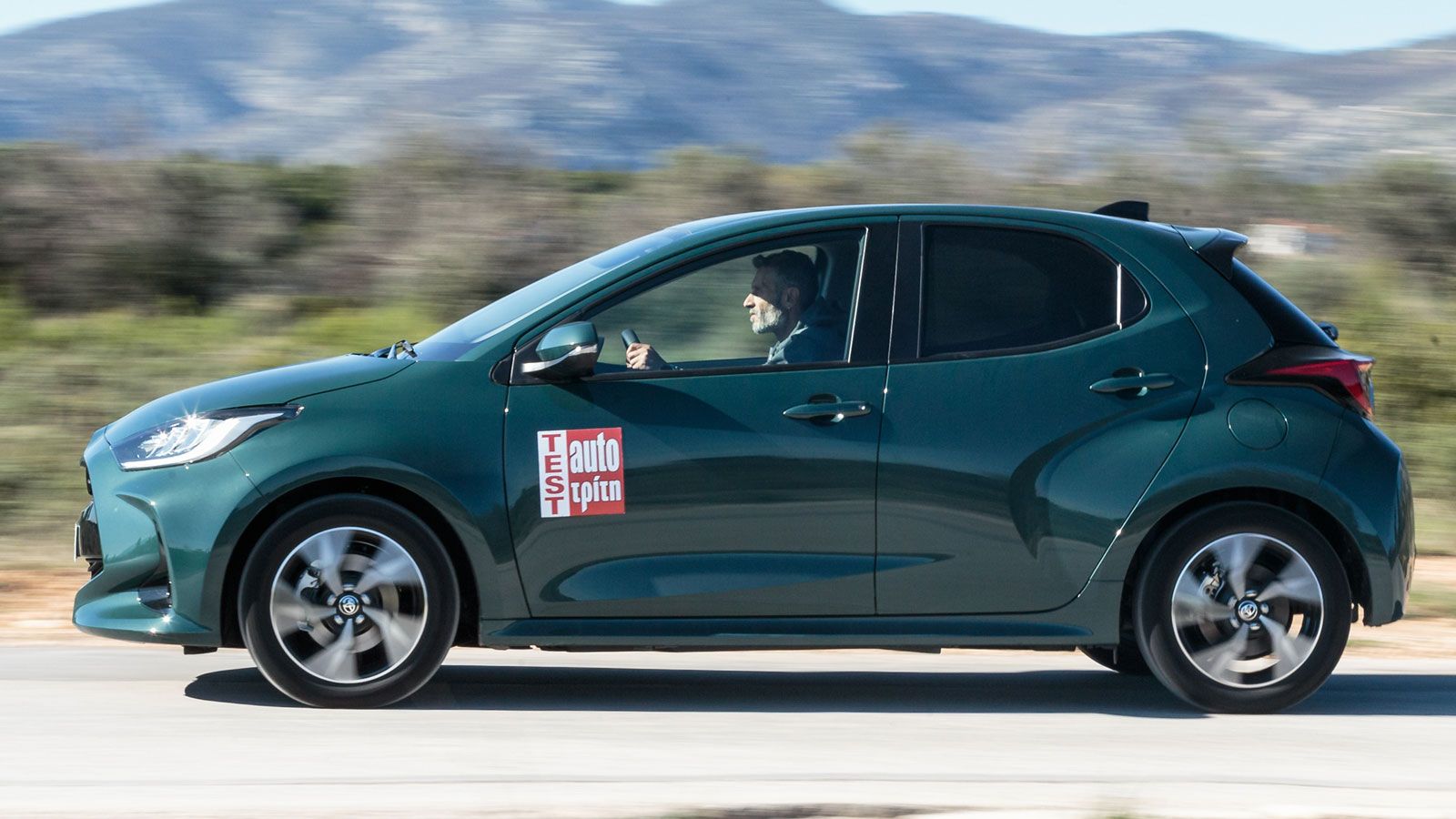 «Βασιλιάς» οικονομίας είναι το full hybrid Toyota Yaris των 116 ίππων. Χρειάζεται να πάμε στο… δυνατό Yaris με τα 130 άλογα για να δούμε τόσο χα