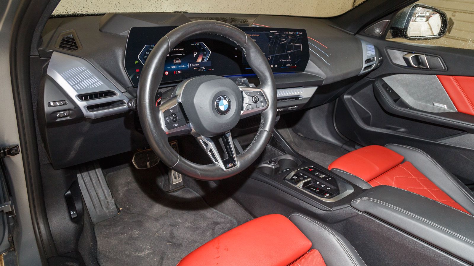 Premium hatchback με 170 PS στα 34-35 χιλ.: BMW 120 και Mercedes A 200