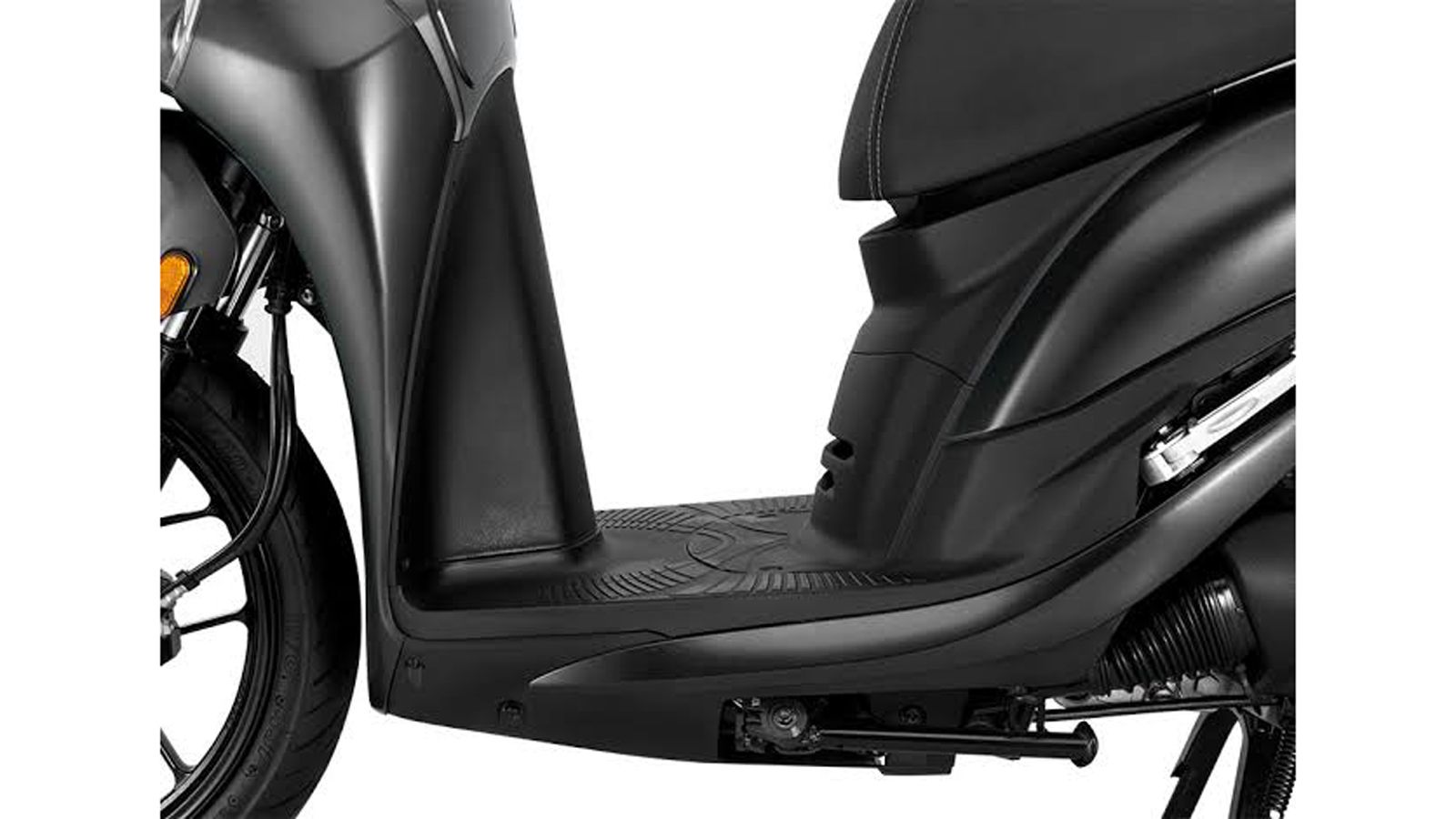 SYM BWT 125–16άρης τροχός, top box και κατανάλωση 1,7 λίτρων κάτω από 1.800 ευρώ