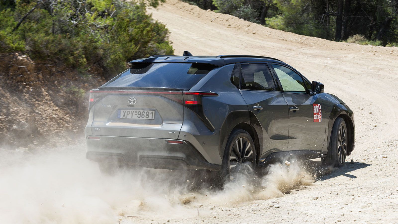Πρώτη Δοκιμή: Με τετρακίνητο Toyota bZ4X στις ειδικές του Ράλλυ Ακρόπολις