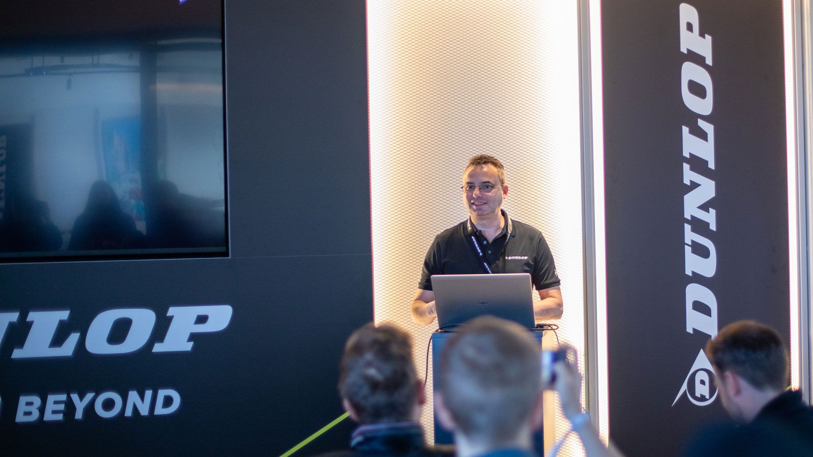 Ο κ. Markus Bogner, Managing Director και President της Dunlop Tyre Europe GmbH.