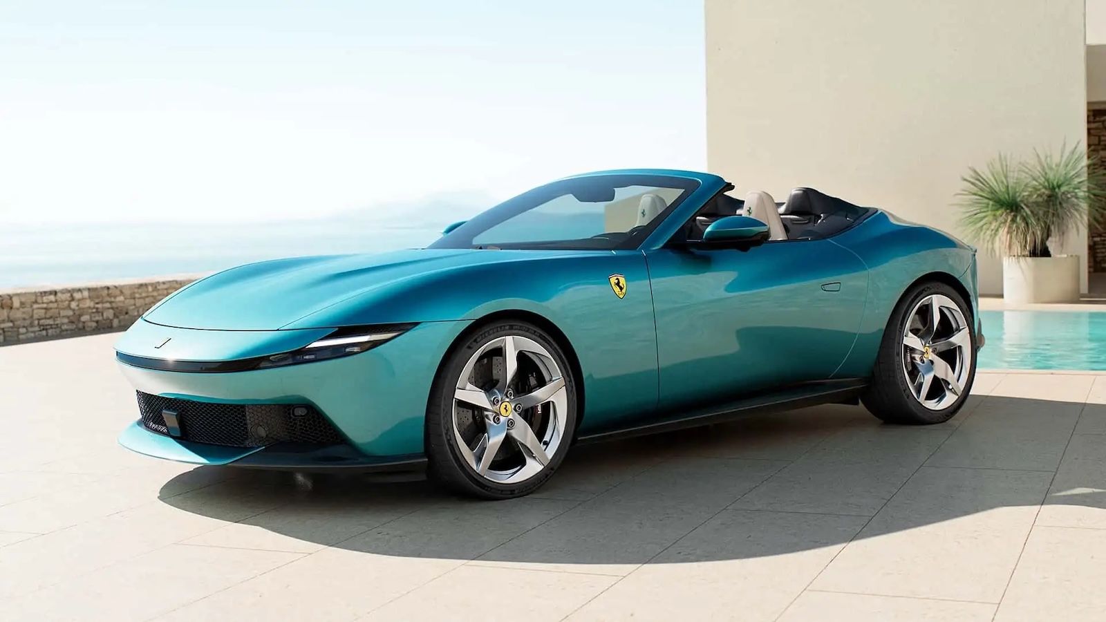 Ferrari Amalfi Spider: Παρουσιάστηκε o ανοιχτός πειρασμός των 631 ίππων