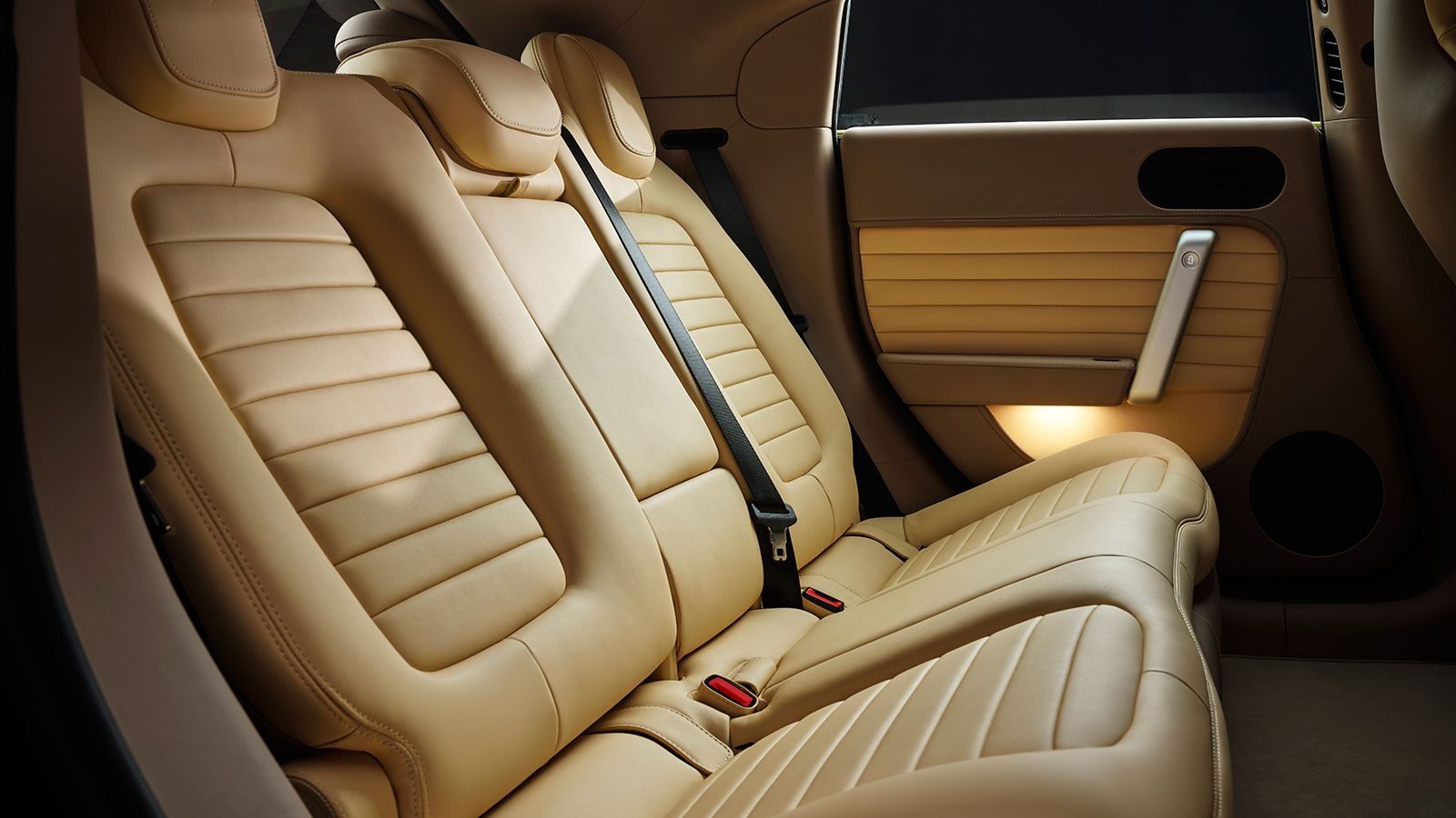 Νέα Ferrari Luce: Η πρώτη ηλεκτρική Ferrari - Τετράθυρη με 1.050 ίππους