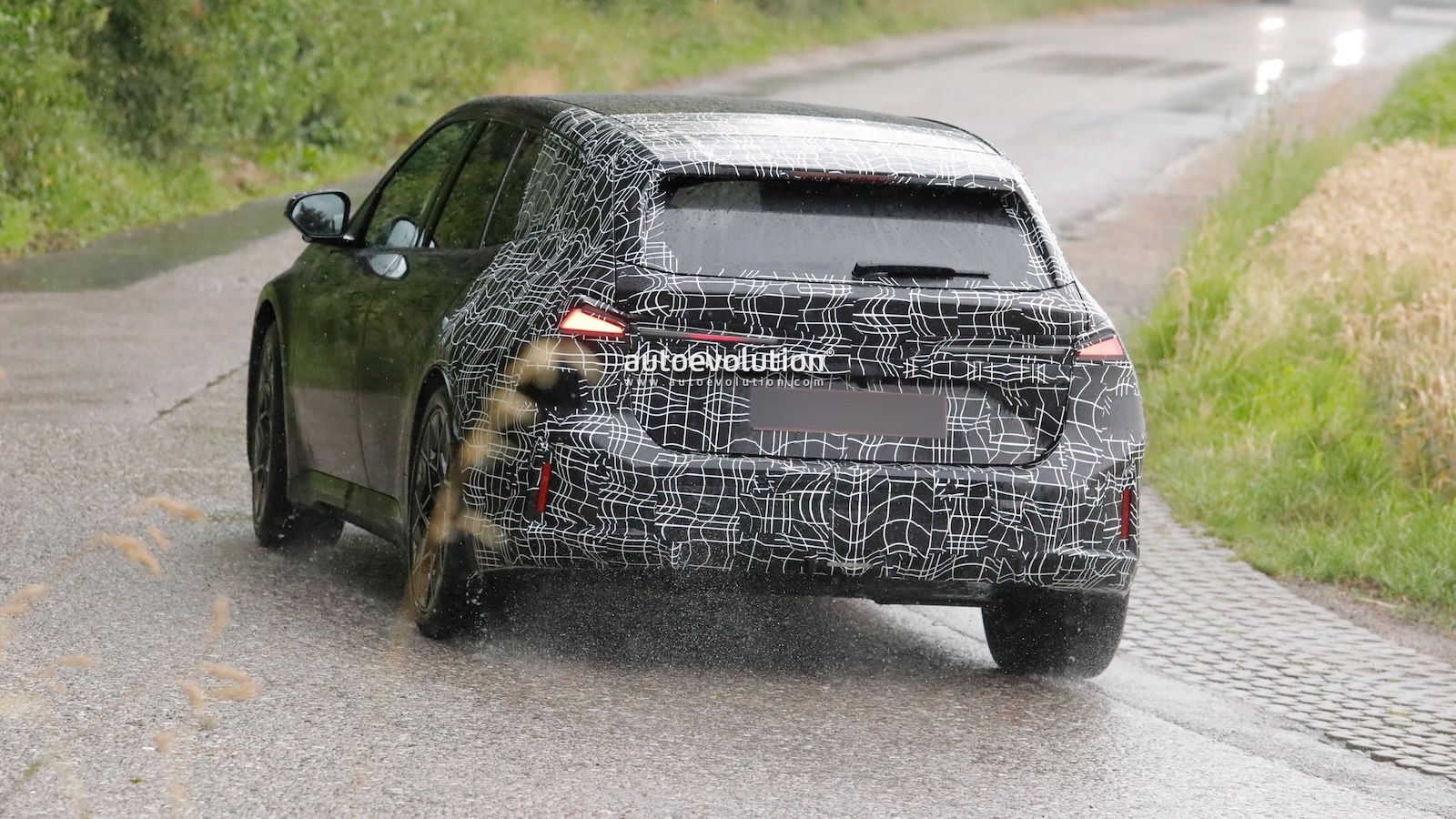 Πρώτη αποκάλυψη για τη νέα BMW i3 Touring: Το ηλεκτρικό wagon της Neue Klasse είναι εδώ
