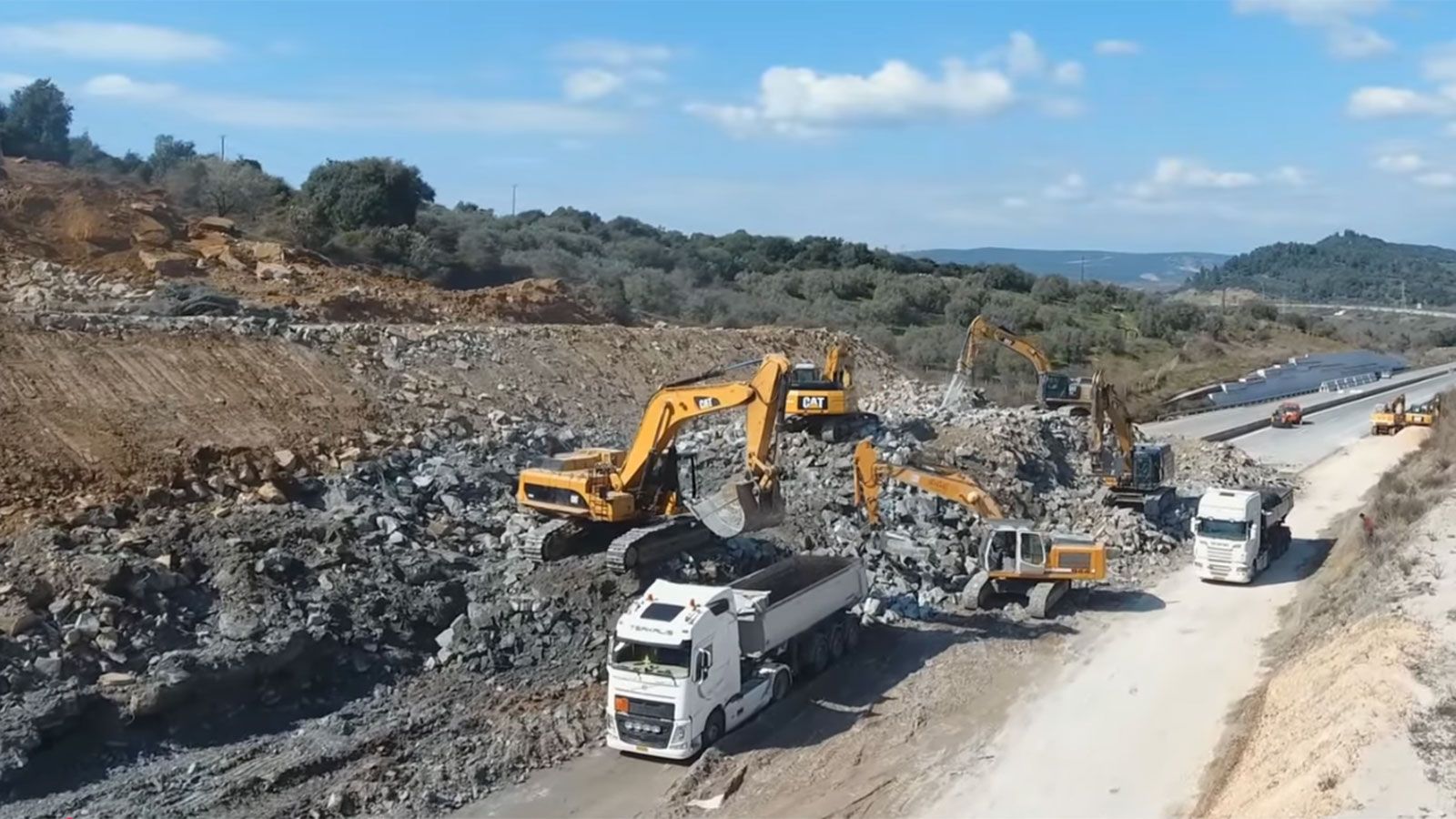 Ιόνια Οδός: Νέα κατολίσθηση -Πότε θα δοθεί ο δρόμος στην κυκλοφορία;